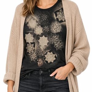 Mothership Boutique Bleach Dyed Tee | Small Fitted Tee | One of a Kind